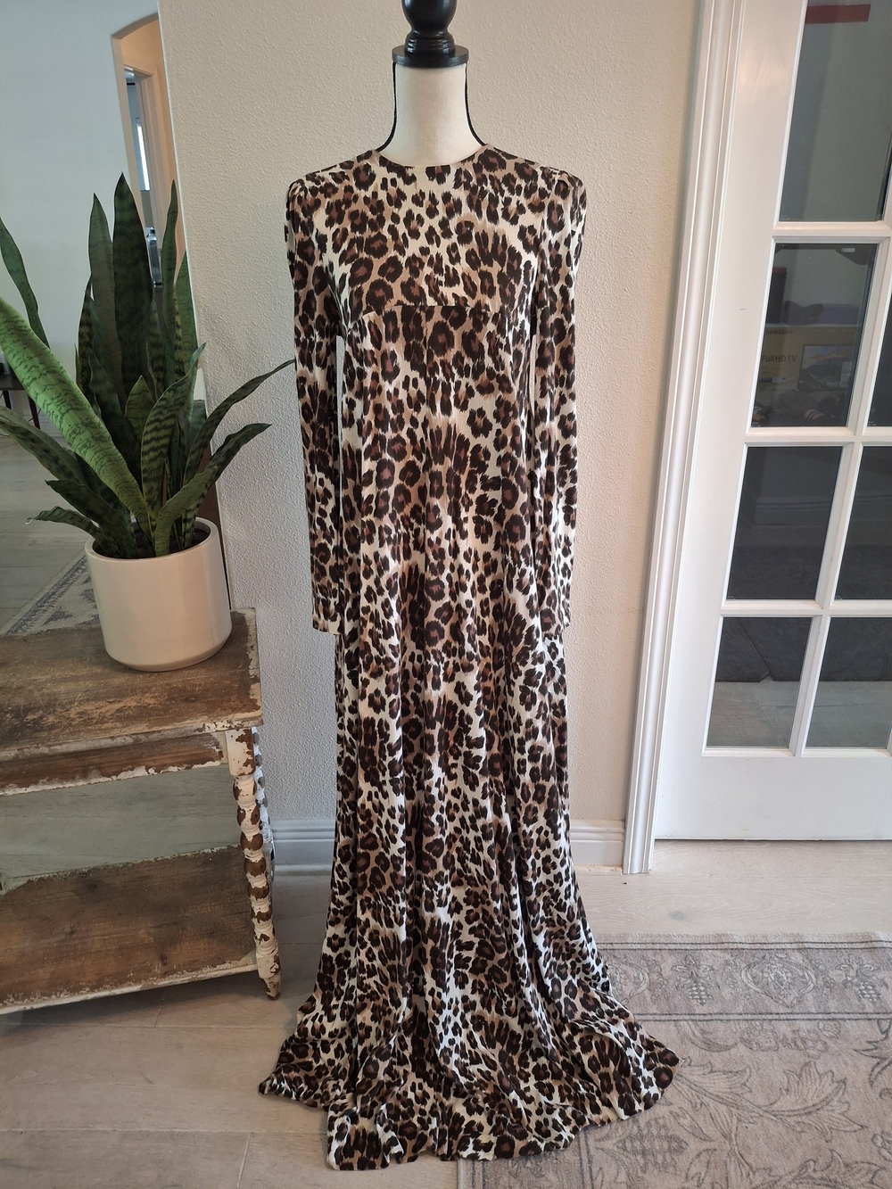 Vintage Rare Diane Von Furstenberg Brown and Cream Leopard Print Maxi Dress